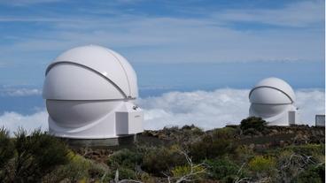 “Robotic telescopes COAST and PIRATE” / Credit: Alan Cayless (The Open University)