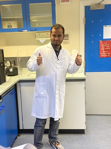 Mahfuzur in the lab
