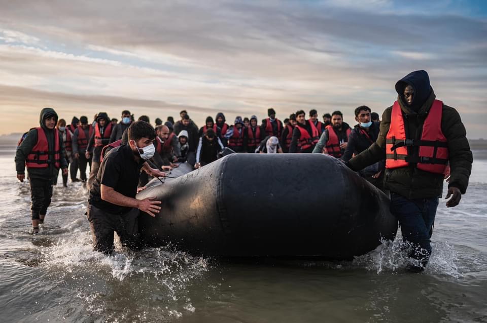 refugees and live boat