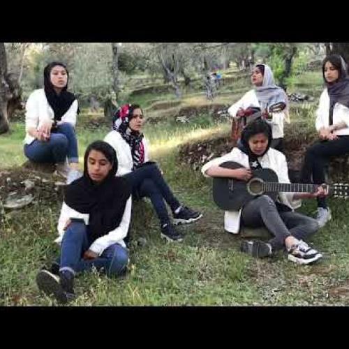 Afghanistan women singing
