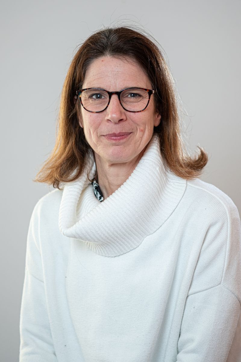 Dr Sarah Bloomfield