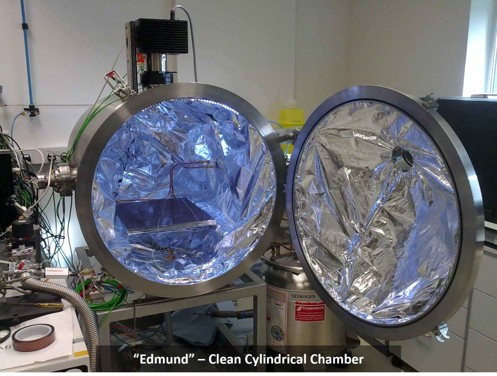 Photo of "Edmund" Clean Cylindrical Chamber