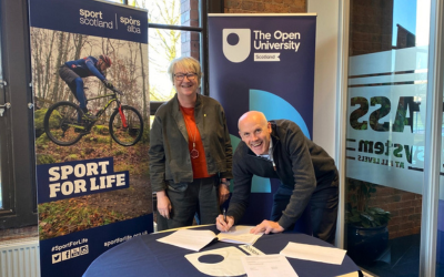 Susan Stewart, Director of The OU in Scotland and Forbes Dunlop, Chief Executive at sportscotland, signing the Memorandum of Understanding